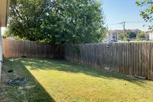 234 N Crossing Trail, Round Rock, TX 78665 - Photo 32