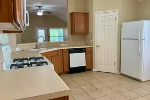 234 N Crossing Trail, Round Rock, TX 78665 - Photo 6