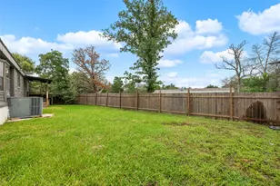 133 Deer Run, Smithville, TX 78957 - Photo 32