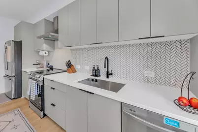 2500 Longview Street #323, Austin, TX 78705 - Photo 14