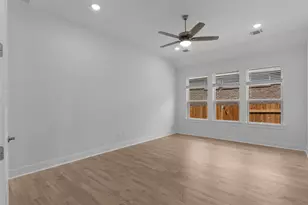 1125 Pansy Trl, Georgetown, TX 78628 - Photo 8