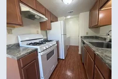 1103 Marlton Street, San Marcos, TX 78666 - Photo 6