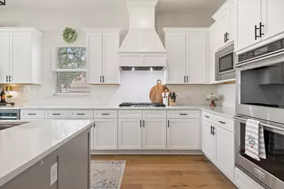 803 Spicewood Trails Drive, Spicewood, TX 78669 - Photo 10