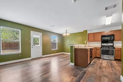 263 Quarter Avenue, Buda, TX 78610 - Photo 10