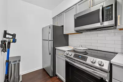 2408 Longview Street #109, Austin, TX 78705 - Photo 2