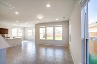 226 Trailside Ln, Bastrop, TX 78602 - Photo 4