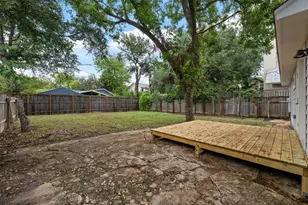 1806 Mohle Dr, Austin, TX 78703 - Photo 36