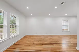 1806 Mohle Dr, Austin, TX 78703 - Photo 16