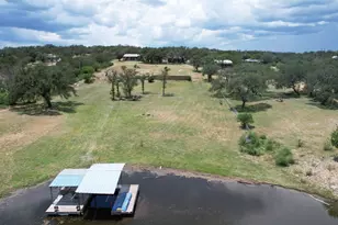 405 Lake View Dr, Spicewood, TX 78669 - Photo 2