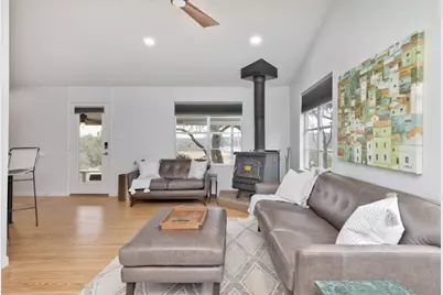 405 Lake View Drive, Spicewood, TX 78669 - Photo 6