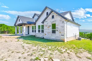 101 S Creek Cir, Bertram, TX 78605 - Photo 22