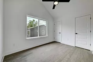 2308 Maxwell Ln, Austin, TX 78741 - Photo 14