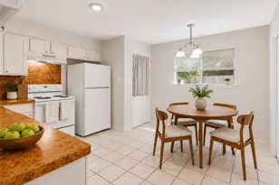 1707 Waterloo Tr, Austin, TX 78704 - Photo 6