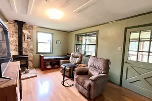 2700 County Rd 305, Jarrell, TX 76537 - Photo 20