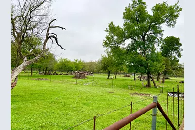 2700 County Road 305, Jarrell, TX 76537 - Photo 8