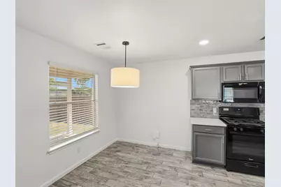 1144 Miss Kimberlys Lane, Pflugerville, TX 78660 - Photo 10