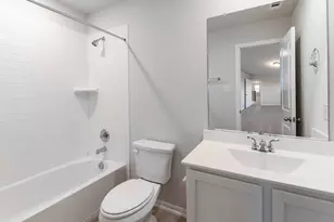 280 Yosemite Dr, Kyle, TX 78640 - Photo 2