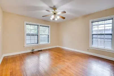 1011 E 49th Street, Austin, TX 78751 - Photo 24