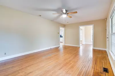 1011 E 49th Street, Austin, TX 78751 - Photo 4