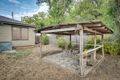 1011 E 49th Street, Austin, TX 78751 - Photo 40