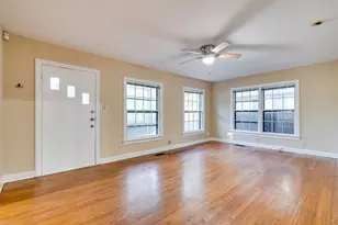 1011 E 49th St, Austin, TX 78751 - Photo 6