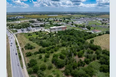 3080 Highway 71 E, Del Valle, TX 78617 - Photo 14