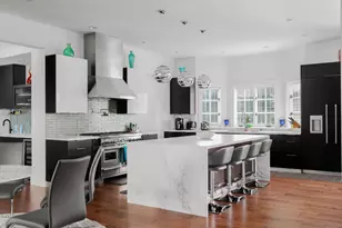 21 Cousteau Ln, Austin, TX 78746 - Photo 10