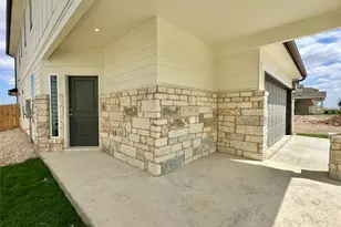 404 Young St, Buda, TX 78610 - Photo 2
