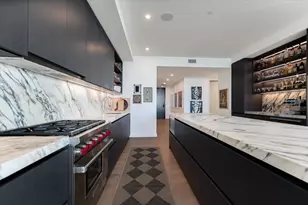 610 Davis St, Austin, TX 78701 - Photo 2