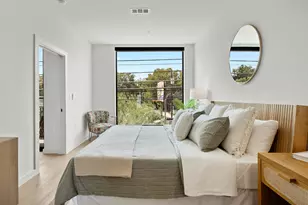 2209 S 1st St, Austin, TX 78704 - Photo 16