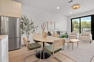 2209 S 1st St, Austin, TX 78704 - Photo 6