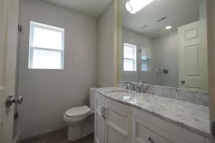 4711 Bull Creek Rd, Austin, TX 78731 - Photo 6