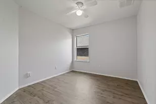 5800 Maciver Dr SW, Austin, TX 78754 - Photo 20