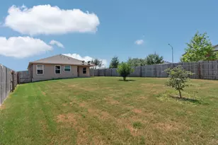 5800 Maciver Dr SW, Austin, TX 78754 - Photo 26