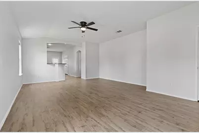 5800 Maciver Drive SW, Austin, TX 78754 - Photo 4