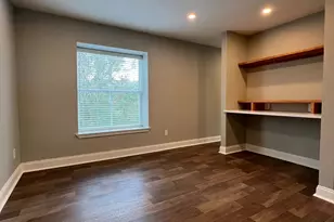 8001 Woodway Dr, Houston, TX 77063 - Photo 4