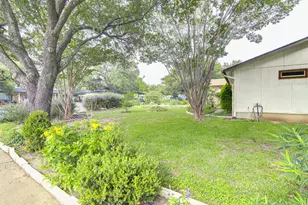 12430 Wycliff Ln, Austin, TX 78727 - Photo 4