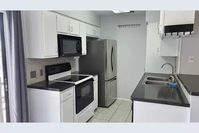 106 E 30th Street #308, Austin, TX 78705 - Photo 6