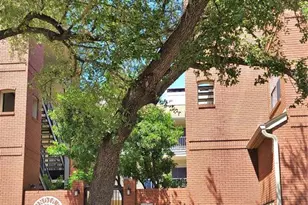 106 E 30th St, Austin, TX 78705 - Photo 1