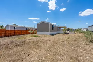 121 Sunflower rd, Dale, TX 78616 - Photo 26