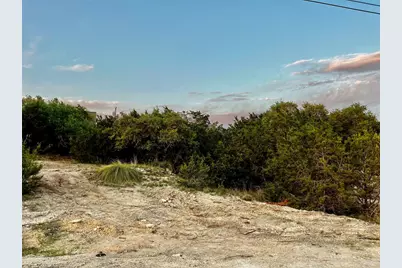 17612 Village Drive, Dripping Springs, TX 78620 - Photo 8