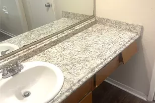2005 West Loop, Austin, TX 78758 - Photo 8