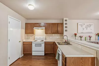 12705 Saint Mary Drive, Manor, TX 78653 - Photo 10