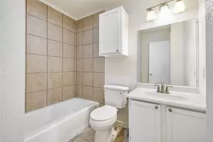 526 Cutty Trail, Lakeway, TX 78734 - Photo 10