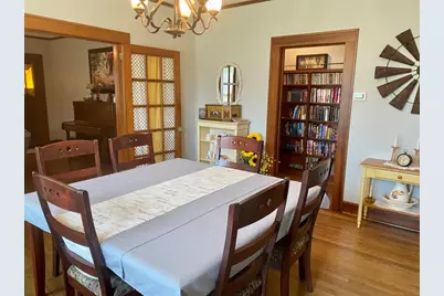 592 E Hempstead, Giddings, TX 78942 - Photo 6