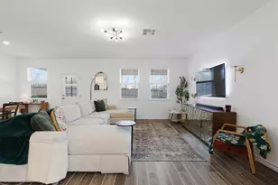 203 Stinchcomb Rd, Hutto, TX 78634 - Photo 8