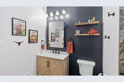 203 E 31st Street #102, Austin, TX 78705 - Photo 22