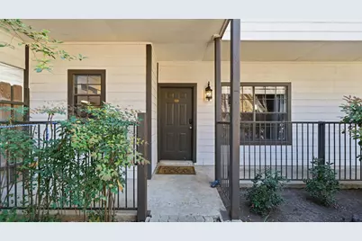 203 E 31st Street #102, Austin, TX 78705 - Photo 4