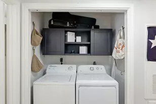 203 E 31st St, Austin, TX 78705 - Photo 24