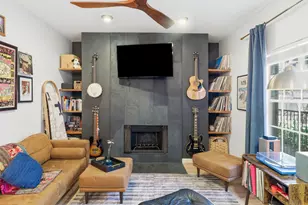 203 E 31st St, Austin, TX 78705 - Photo 6